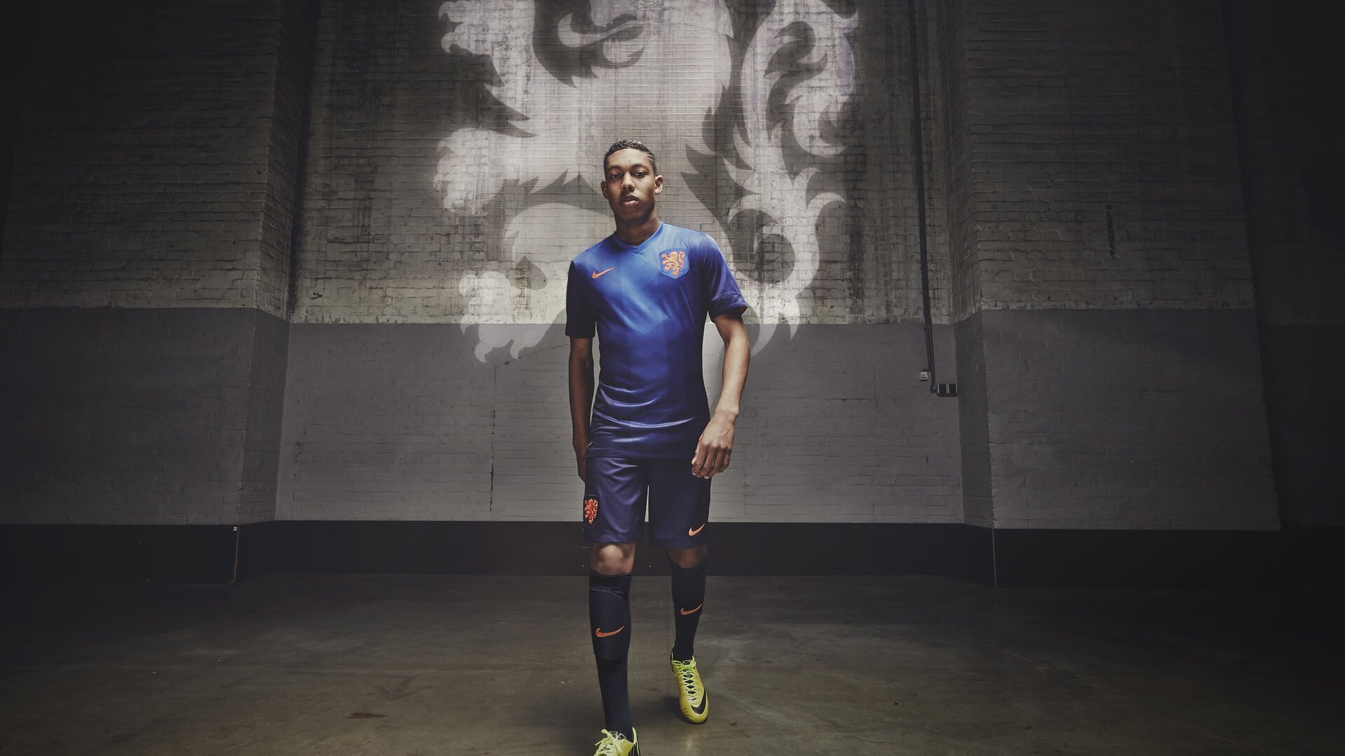 世界杯激情狂热：精彩瞬间不断涌现！，世界杯亲吻